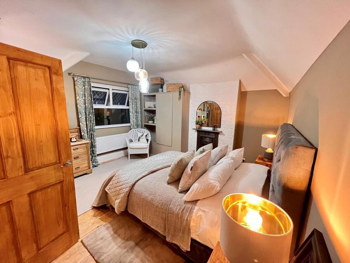 6 - Central Location - Entire House - Free Parking Merthyr Tydfil Exterior foto